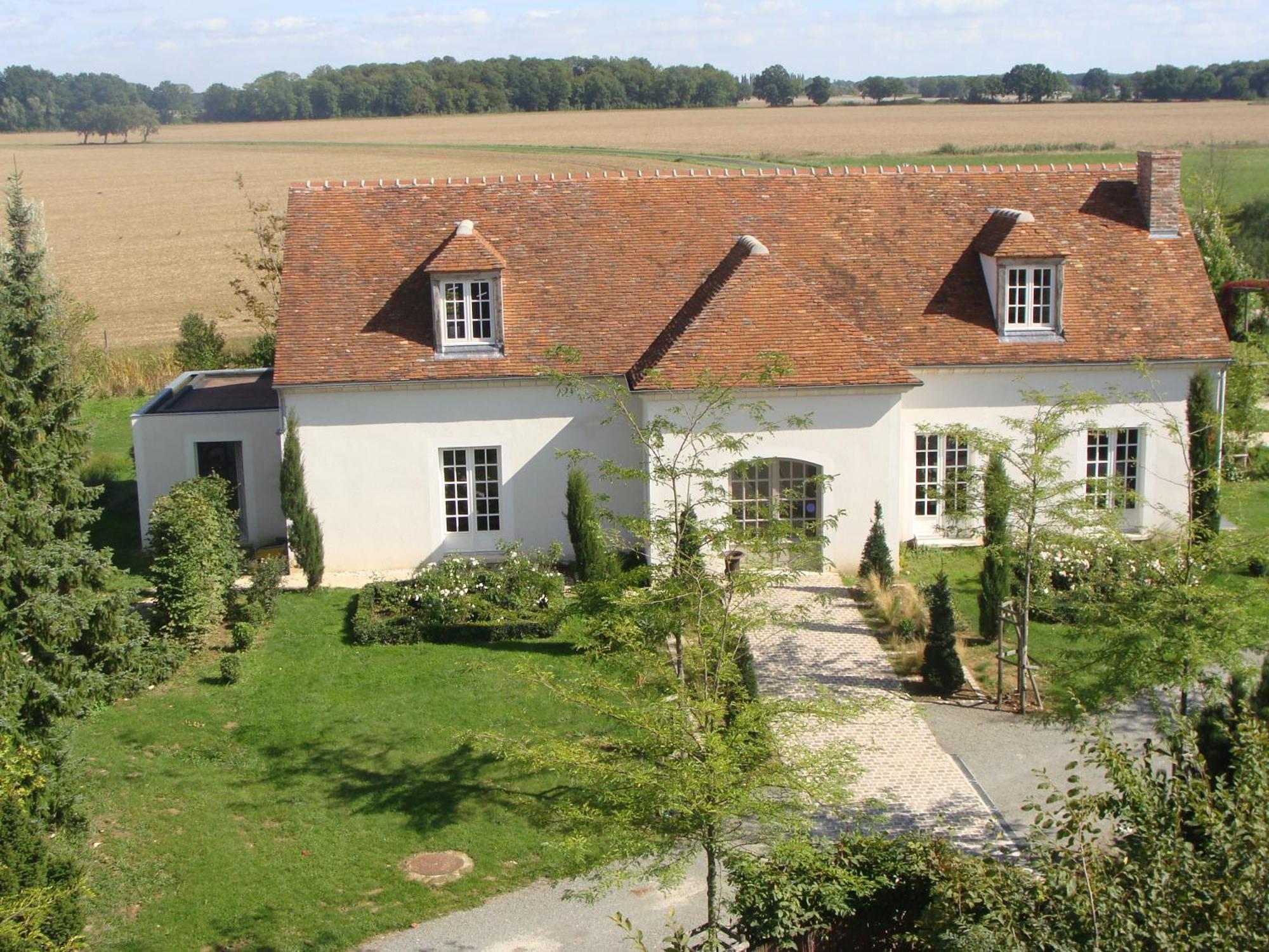 Domaine De Bellevue, The Originals Relais Hotel Neufmoutiers-en-Brie Екстериор снимка